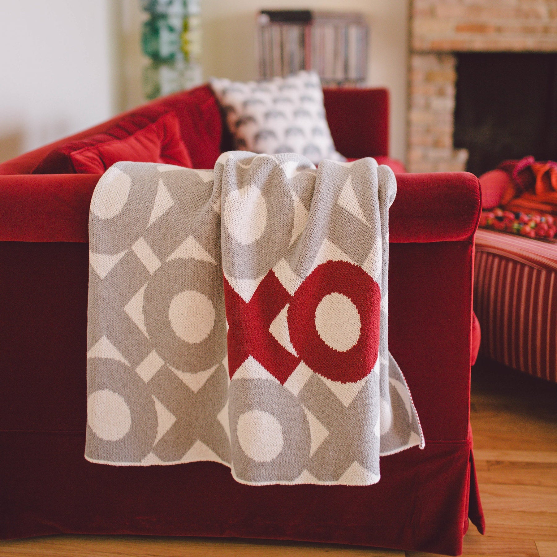 XOXO Woven Blanket | Kisses Throw Blanket store | Black And White Modern Woven Blanket