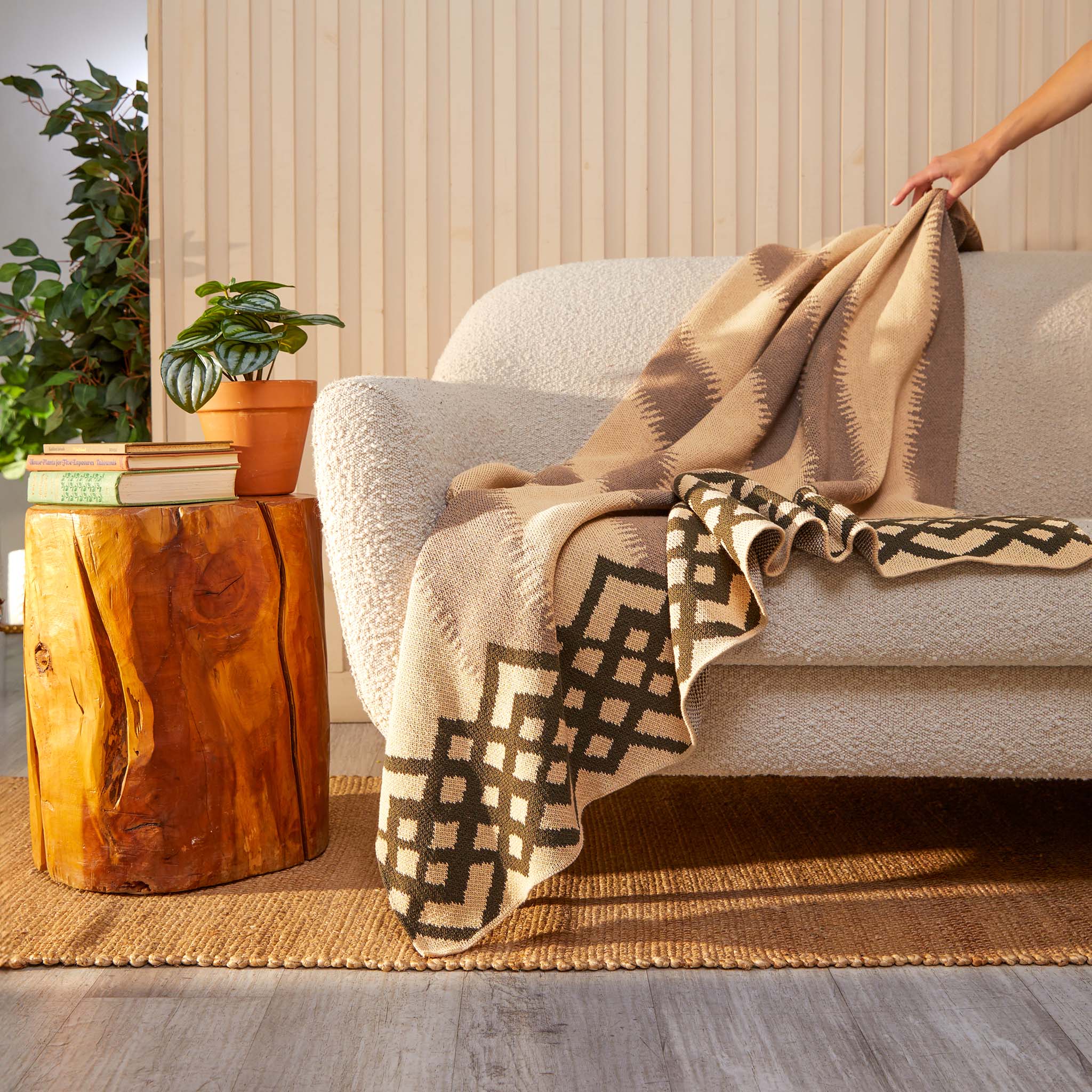 Feathered Stripe Throw Blanket BL01FS7